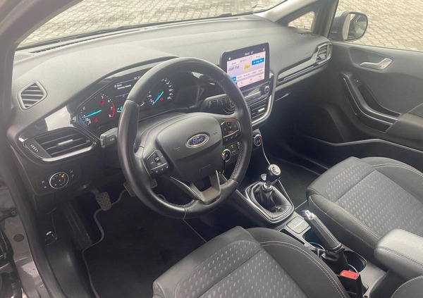 Ford Fiesta cena 49900 przebieg: 69257, rok produkcji 2019 z Poznań małe 232